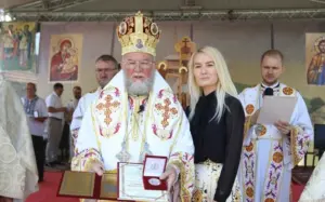 Condamnat la închisoare pentru luare de mită, fostul primar fugar din Baia Mare a fost decorat de Episcopia Maramureșului