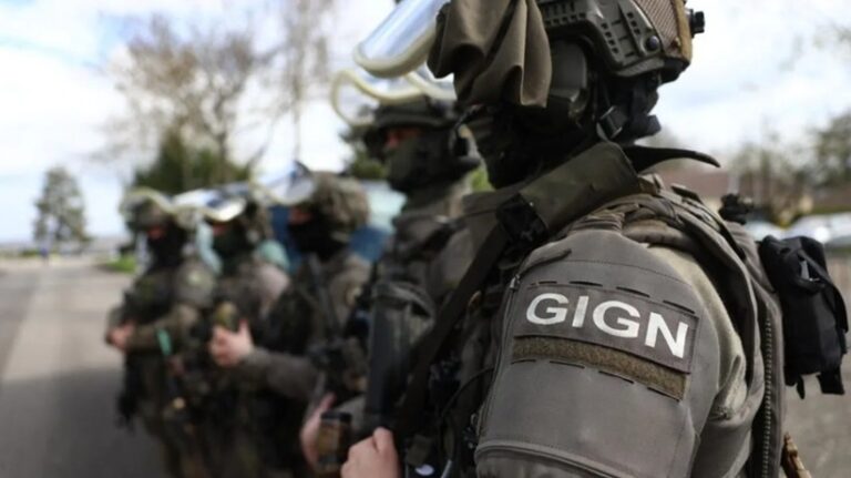 După ce un tunisian a fost ucis de vecinul său francez s-a sesizat Parchetul Naţional francez Antiterorist pentru prima oară în istoria judiciară franceză