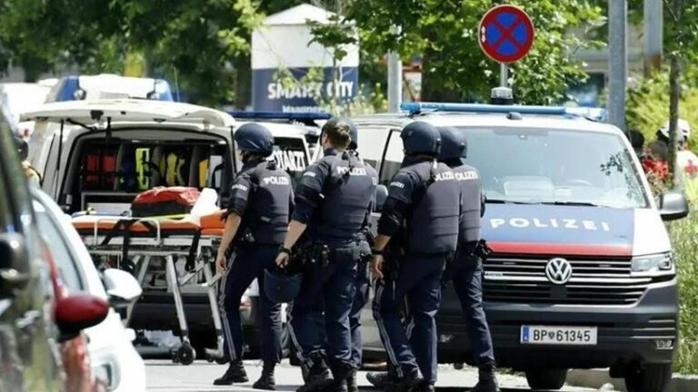 Doi români se află printre persoanele rănite în urma atacului de la o şcoală din Graz