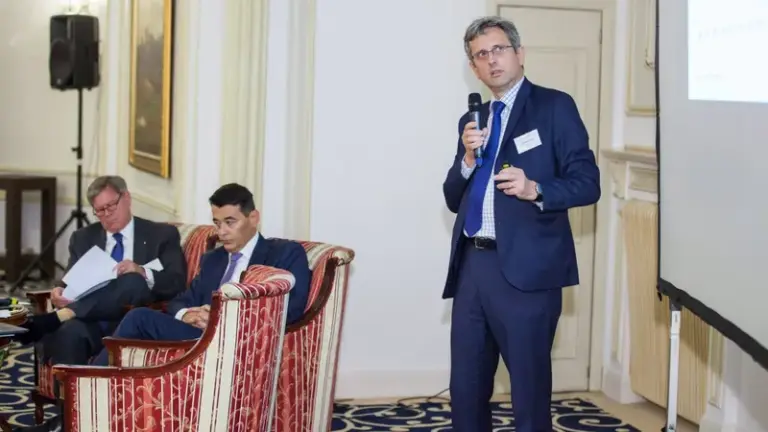 Economistul-șef al BNR, Valentin Lazea, apără creșterea fiscalității și taxa de solidaritate