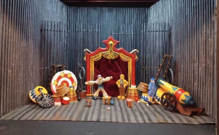 Expoziție de machete la deschiderea Festivalului Internațional al Artelor Spectacolului B.A.B.E.L.