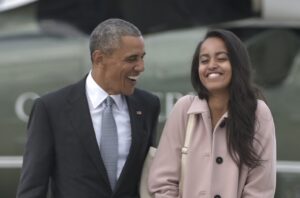 Malia, fiica lui Michelle şi Barack Obama, renunţă la numele de familie pentru cariera sa în cinematografie