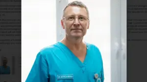 Medicul de la Militar suspectat de mită: vilă enormă în București, salariu uriaș și sponsorizări farma