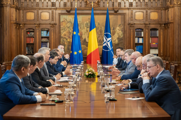 Ce spune Nicușor Dan după întâlnirea cu sindicatele? „România se află într-un moment de cotitură”