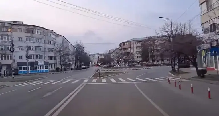 Administrarea României: 55% dintre orașe nu îndeplinesc pragul minim de locuitori – doar 34% dintre orașele mici și 27% din comune se finanțeză din venituri proprii în proporție de măcar 50%