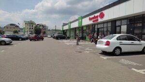 O pană de curent a închis mai multe spații comerciale din Păcurari - UPDATE