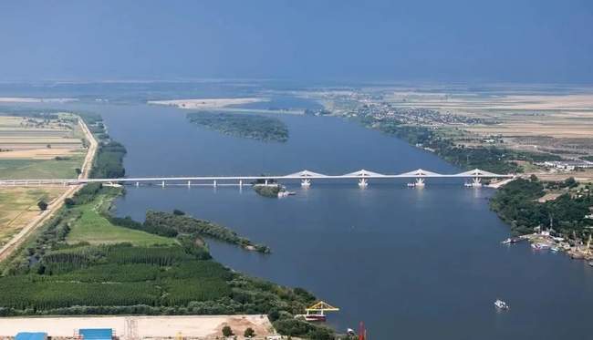 Ucraina anunţă construirea unui nou pod peste Dunăre, în regiunea Odesa, care să facă legătura cu Isaccea