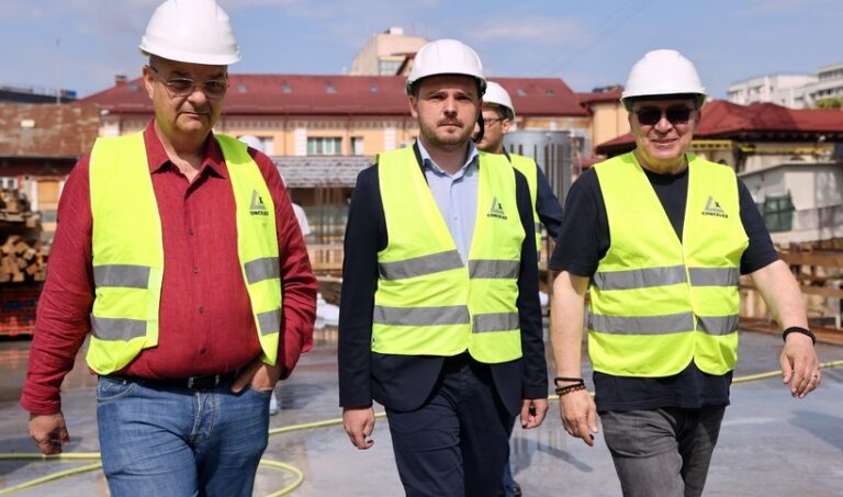 Ministrul Sănătăţii anunţă că programul de lucru va fi prelungit pe şantierele spitalelor care se află în întârziere