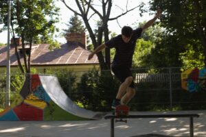 „Go Skateboarding Day” revine la Iași cu a doua ediție. Moldovița Skateboards: „Evenimentul este deschis tuturor celor pasionați de skateboarding, indiferent de nivelul de pregătire”