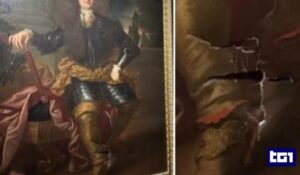 Un turist a distrus un tablou din Galeria Uffizi de la Florența când își făcea un selfie