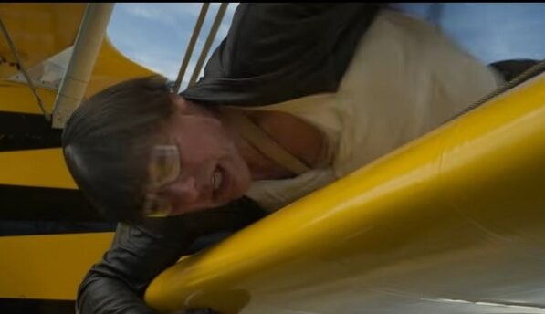 Tom Cruise a fost inclus în Guinness Book pentru cele 16 salturi cu paraşuta în flăcări pentru „Mission: Impossible - The Final Reckoning