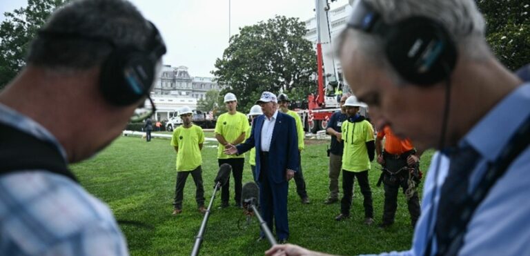 Trump anunţă că Iranul a intrat în contact cu SUA, pentru a negocia: „Ei au sugerat chiar să vină la Casa Albă”, o propunere „curajoasă”