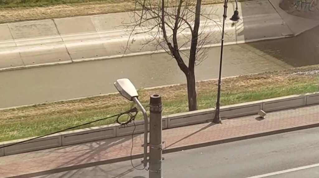  Vânt puternic, sâmbătă dimineață, la Iași