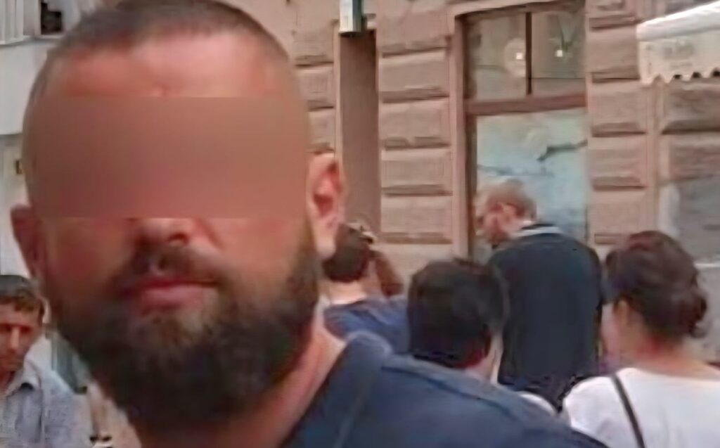  Iași – A ucis mergând cu viteză pe contrasens, beat și vorbind la telefon, apoi a fost lăsat în libertate: era polițist. Cum a fost posibilă o astfel de decizie?