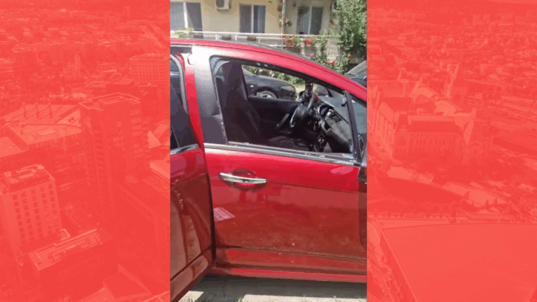 VIDEO| Momente de groază trăite de o femeie din Vrancea: un bărbat i-a sărit în faţa maşini, apoi a luat un indicator rutier şi a spart geamul autoturismului