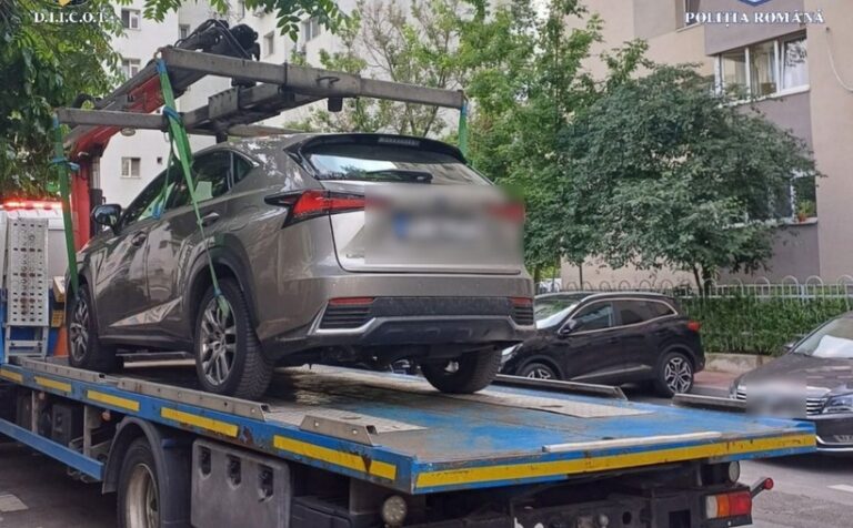 Cinci funcţionari bancari, cercetaţi pentru că au sprijinit o grupare să obţină credite de 18 milioane de lei cu acte false