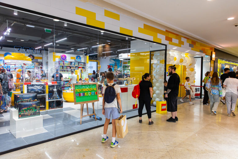 Magazinul Certificat LEGO® s-a deschis în Palas, iar ofertele inaugurale continuă până pe 27 iulie