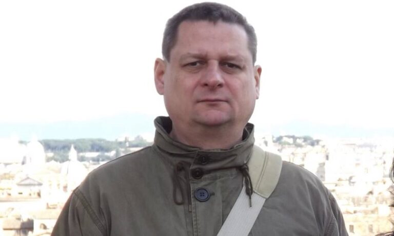 Începe procesul comisarului anticorupție Gheorghe Țibulcă. Ar fi șantajat în schimbul a patru miei și 20 de litri de vin