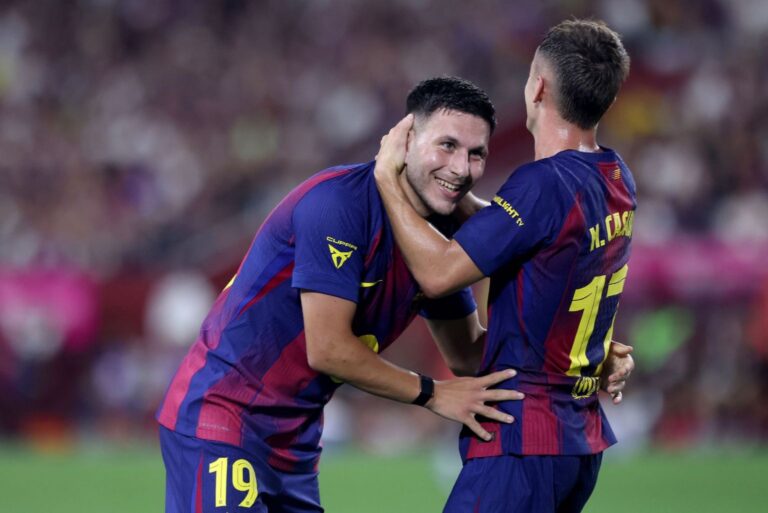 Fotbal amical: Debutanţii şi noile transferuri au adus victoria Barcelonei cu Vissel Kobe, scor 3-1