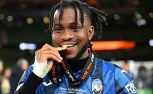 Inter vrea atacant nou. Cât oferă echipa antrenată de Cristi Chivu pentru jucătorul Atalantei, Ademola Lookman