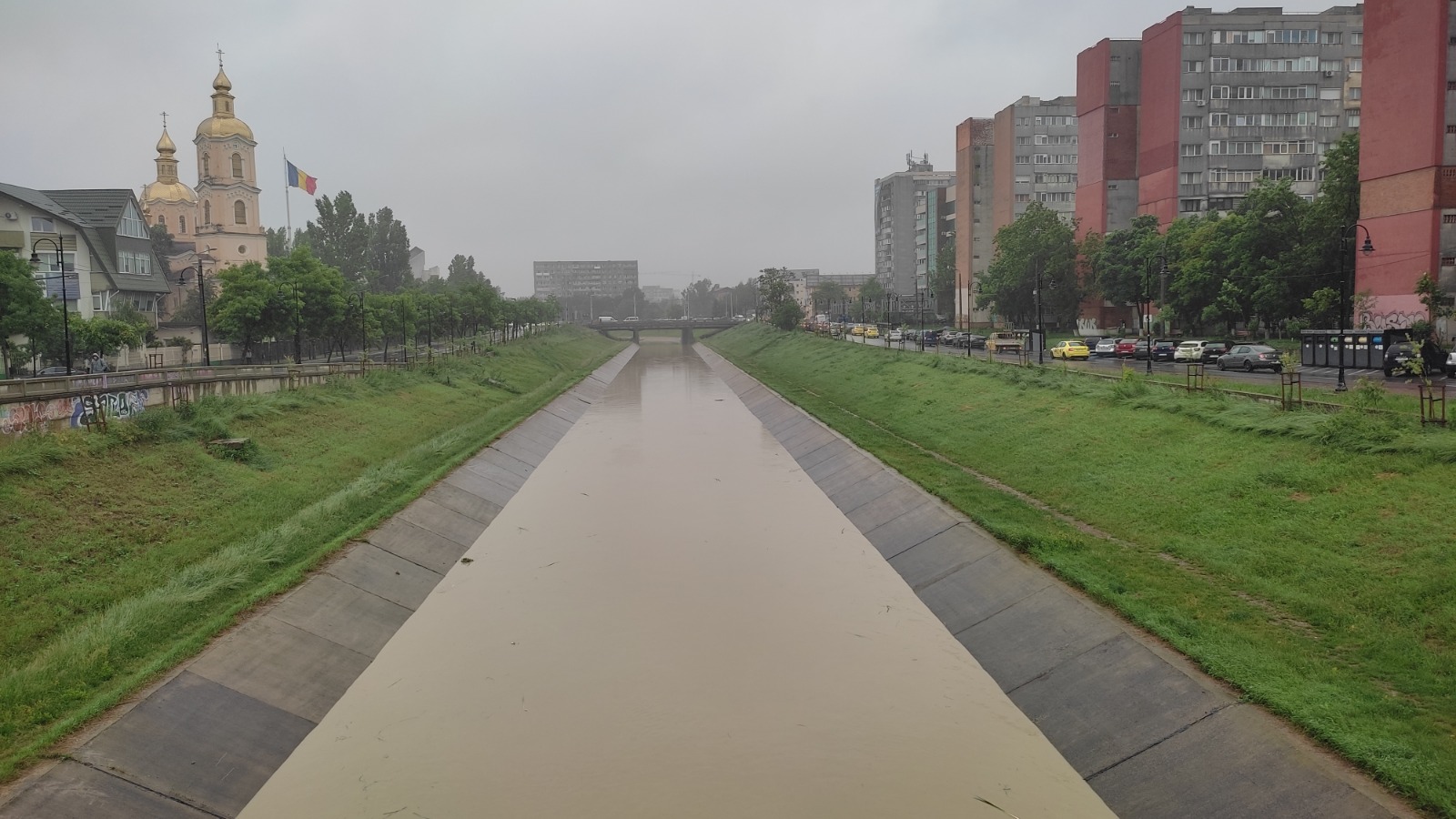 Cifre după „potopul” de luna trecută: Bahluiul a crescut de peste zece ori. În municipiul Iași, cota apelor a depășit 3 metri