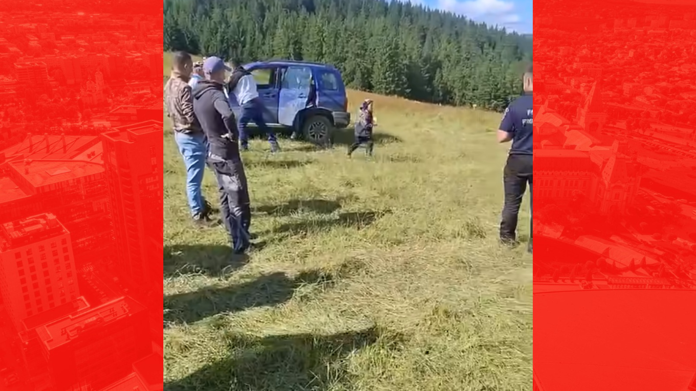 VIDEO| Băiatul de șapte ani din Neamț, dispărut în pădure, găsit teafăr într-o zonă greu accesibilă
