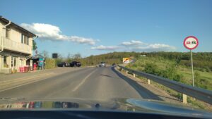 Drumul de la Breazu a plecat din nou la vale. „Bugetul nu ne permite să facem asemenea lucrări scumpe”