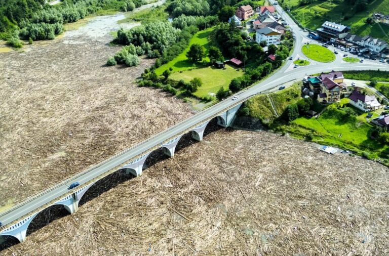Regionala de Drumuri Naționale Iași s-a mutat la Broșteni, pe Bistrița. Ce a blocat DN 17B și cum se putea evita: trei reguli încălcate