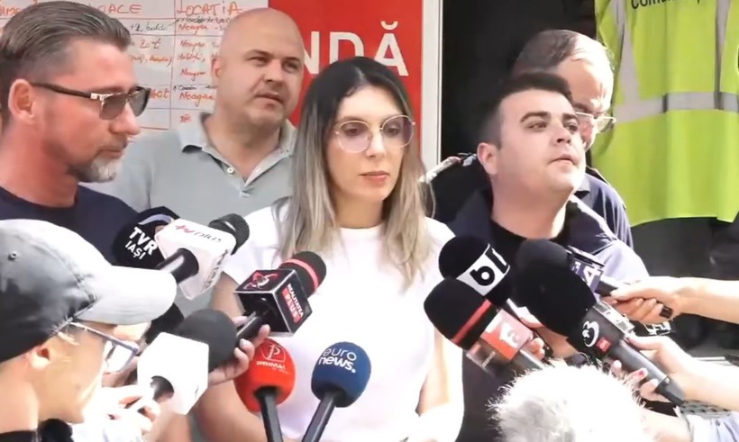 Diana Buzoianu, în zonele afectate de inundaţii din Suceava: Am mers în casele oamenilor care au fost distruse şi o parte din ele sunt curăţate de mâl