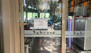 Peste 320.000 de lei amenzi pe litoral, în urma unor controale ale ANPC / Patru unităţi au fost închise