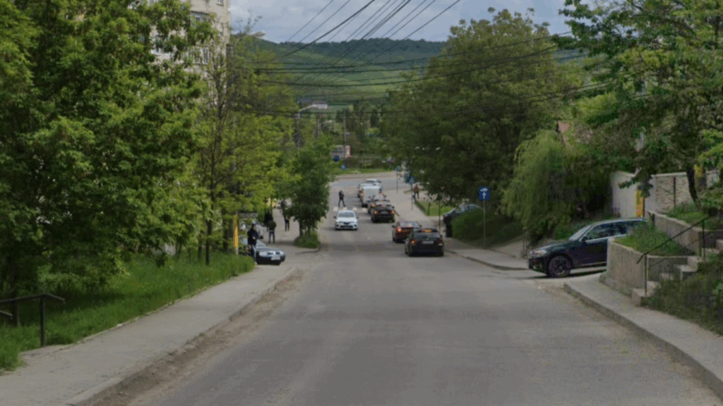 Intră în șantier un drum important de la ieșirea din Iași. Porțiunea ce va fi asfaltată are peste 6 km
