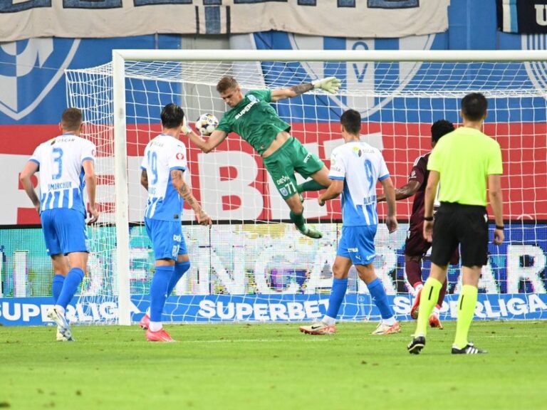 Universitatea Craiova s-a calificat în turul trei preliminar al Conference League, după 4-0 cu FK Sarajevo