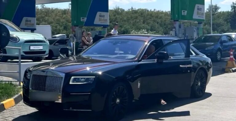 Cum a fost suprins Gigi Becali într-o benzinărie de pe Autostrada Soarelui? A făcut „spectacol”