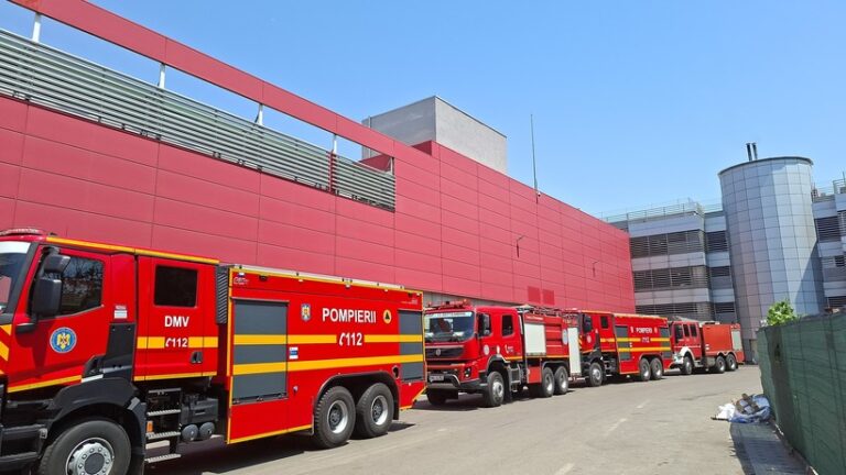 VIDEO| Incendiu la cel mai mare mall din Capitală. Persoanele aflate în centrul comercial sunt evacuate - UPDATE