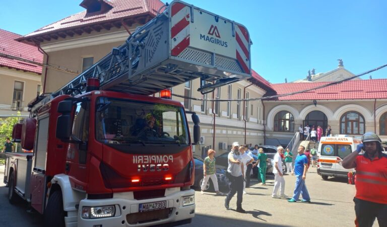 Incendiul a scos din joc peste două săptămâni Maternitatea „Cuza Vodă”. Robert Dâncă: „Am reluat activitatea în proporție de aproximativ 70-80%”