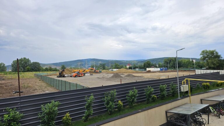 Construcția noului magazin Lidl din Tătărași a intrat în linie dreaptă. Investiția este estimată la 2,5 milioane de lei