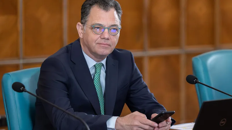  Radu Oprea (SGG) minte grosolan când susține că nu a fost amendat penal pentru evaziune fiscală. Parchetul General îl contrazice