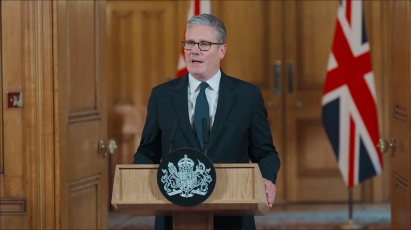 Premierul britanic anunţă că va face publice documente pentru a stinge polemica legată de un caz de spionaj în profitul Chinei