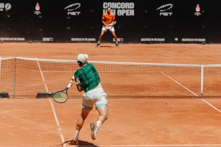 Semifinale la turneul de tenis masculin de la Ciric într-o reuniune care începe la ora 12:00. Iată programul zilei, cu Wawrinka pe teren în jurul orei 18:00