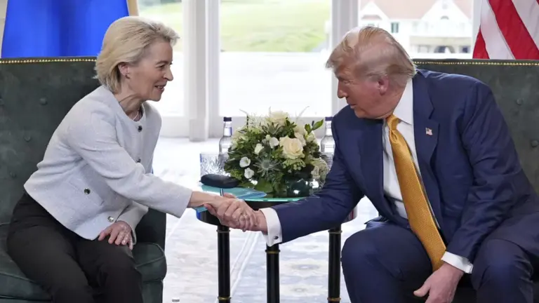 „Războiul” comercial cu America - Von der Leyen: 15% este cel mai bun acord pe care l-am putut obţine