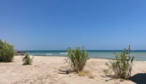 Vama Veche, părăsită: plaje goale, restaurante în care bate vântul, nopți fără vacarm