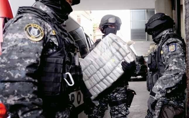 Drogurile cuceresc Iașul | Au pierdut sau nu autoritățile lupta cu stupefiantele? Cum a evoluat combaterea traficului în ultimii 25 de ani, la Iași: legi și anchete. Au fost și dosare mari: cocaină vândută cu sacul de 50 kg