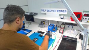 Primul service din România cu regim SELF SERVICE pentru telefoane mobile se deschide la Iași