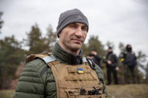 Primarul Kievului cere o încheiere negociată a războiului cu Rusia, pentru că Ucraina este „obosită de acest război”