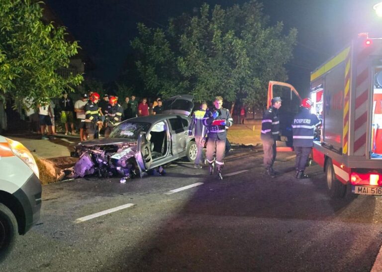 Accident grav lângă Târgu Frumos: trei tinere din Miroslava au ajuns la spital după ce un șofer a ieșit fără să se asigure