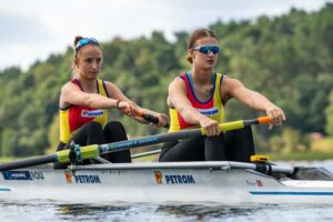 Canotaj: Aur pentru echipajul feminin de dublu rame feminin la CM Under 19