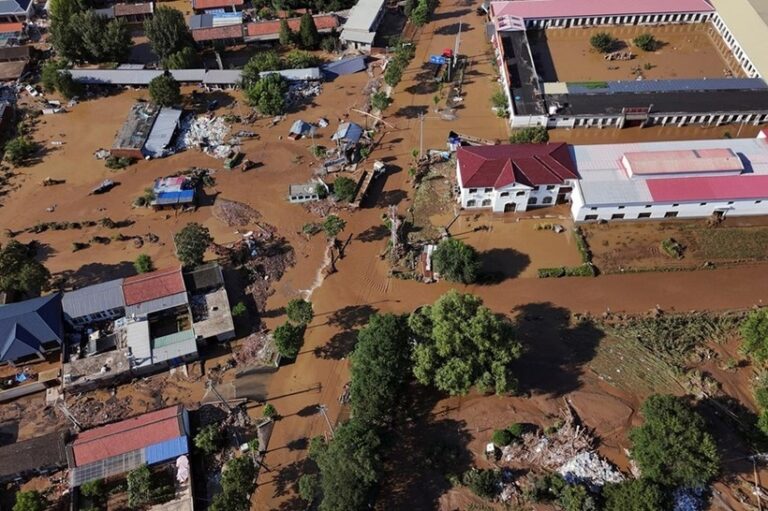 Cel puţin opt morţi într-o inundaţie în nordul Chinei