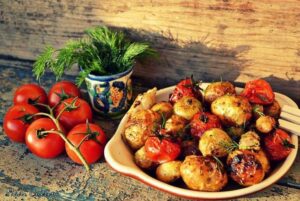 Potrivit unui nou studiu, cartoful modern își are originea în tomate