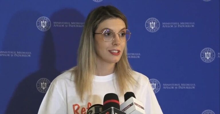 Diana Buzoianu, ministrul Mediului, despre Romsilva: Nu vor fi concediaţi 500 de oameni, poate să nu fie niciunul. Se vor putea duce, fie în ocoalele silvice, fie în direcţiile regionale care vor fi create