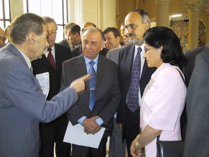  Legăturile lui Ion Iliescu cu județul Iași: amintiri de la ieșenii care i-au fost aproape. „Era îmbrăcat cu o flanelă împletită de lână de casă”